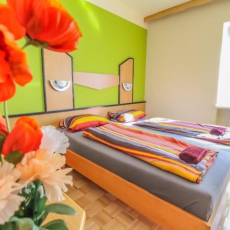 Queen Studio 3P Bs Виена Екстериор снимка