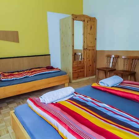 Queen Studio 3P Bs Виена Екстериор снимка