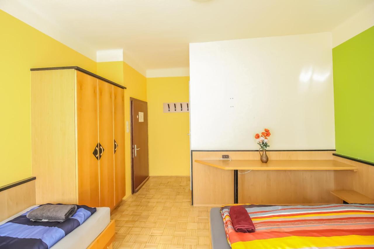 Queen Studio 3P Bs Виена Екстериор снимка